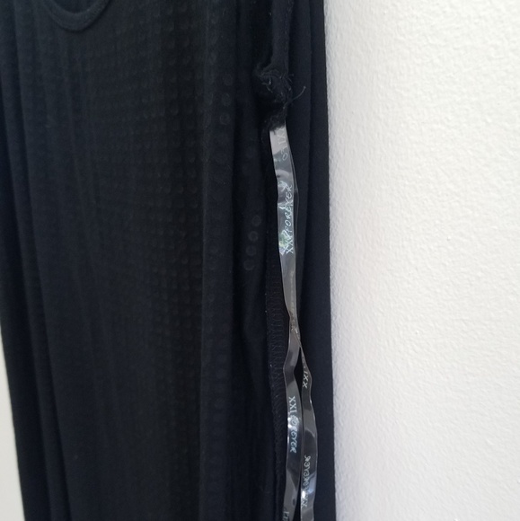 Black rhinestone tank top🌙 - Picture 6 of 7